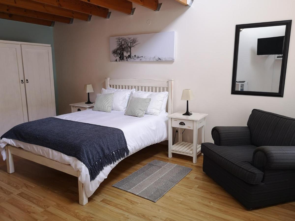 Tortoise Trail Lodge Langebaan Ngoại thất bức ảnh